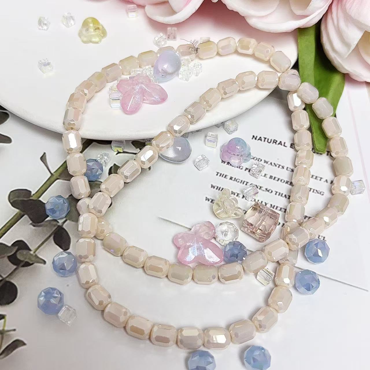 0.22 たる形ビーズ| カラーメッキ、明るい (4MM&6MM)