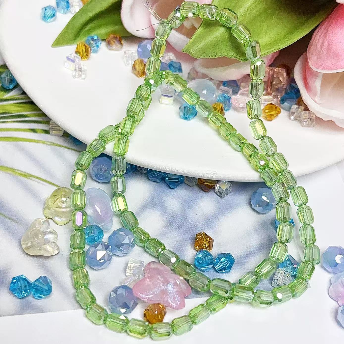 0.22 たる形ビーズ| カラーメッキ、明るい (4MM&6MM)