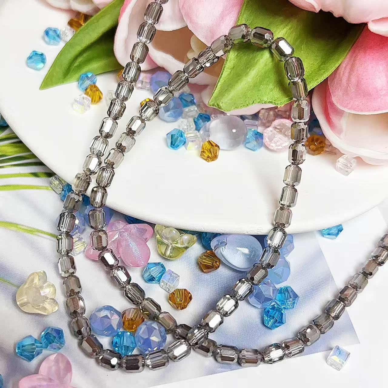 0.22 たる形ビーズ| カラーメッキ、明るい (4MM&6MM)