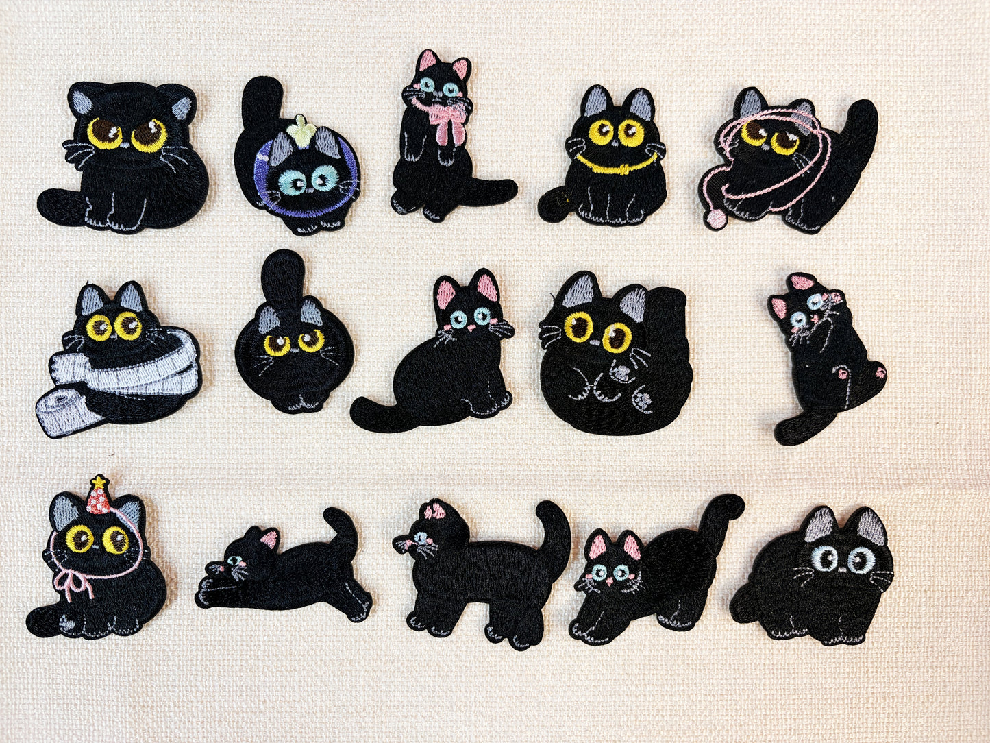 カートゥーン服用の布章